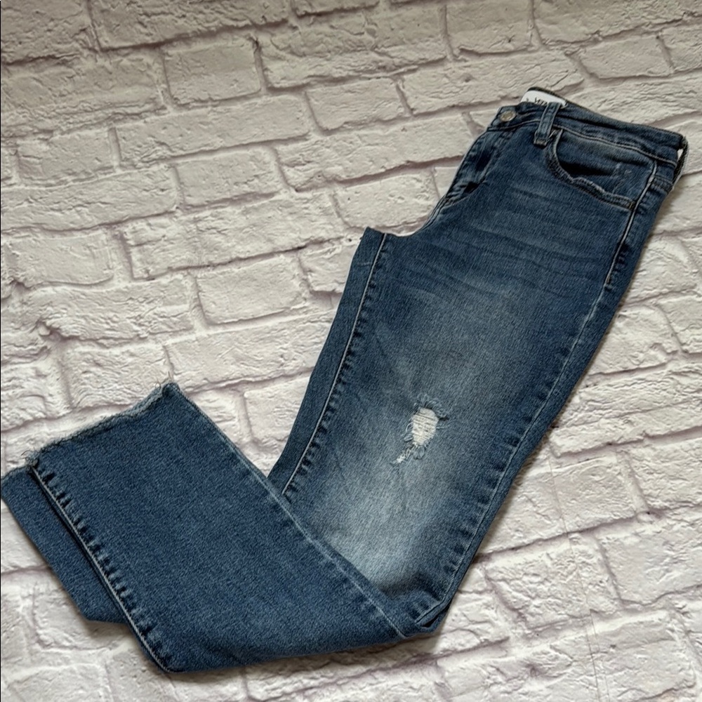 Vervet Los Angeles raw hem woman’s jeans